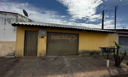 Casa com 3 quartos à venda no Santiago, Araguari 