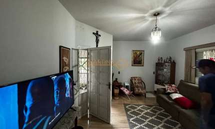 Casa com 3 quartos à venda no Goiás, Araguari 