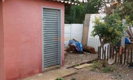 Casa com 3 quartos à venda na Área Rural de Araguari, Araguari 