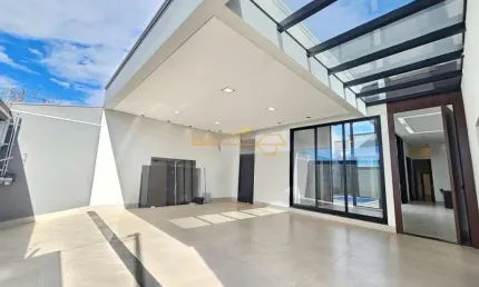 Casa à venda no bairro Jardim Interlagos II - Araguari/MG