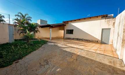 Casa com 3 quartos à venda no Paineiras, Araguari 