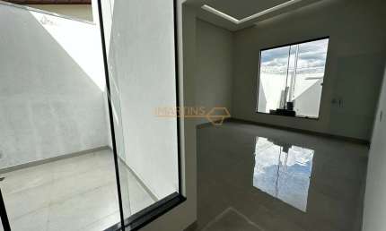 Casa com 3 quartos à venda no Paraíso, Araguari 