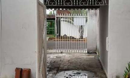 Casa com 6 quartos à venda no Santiago, Araguari 