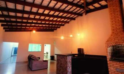Casa com 3 quartos à venda no Santiago, Araguari 