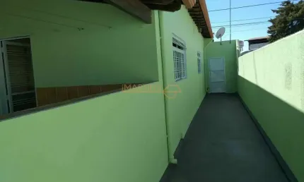Casa com 3 quartos à venda no Industrial, Araguari 