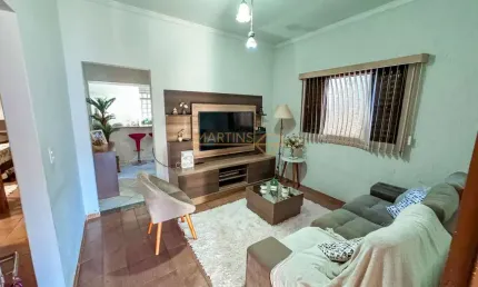 Casa com 3 quartos à venda na 1, 35, Miranda, Araguari