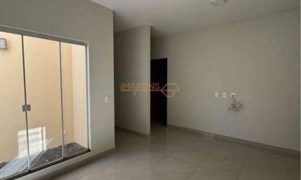 Casa à venda no bairro Jardim Interlagos II - Araguari/MG