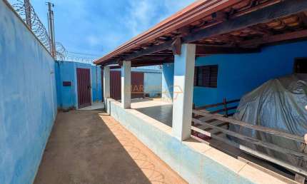 Casa com 3 quartos à venda na Rua Antônio Lemos da Silva, São Sebastião, Araguari