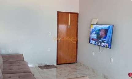 Casa com 2 quartos à venda na Rua Coromandel, Amorim, Araguari