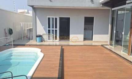 Casa à venda no bairro Jardim Interlagos III - Araguari/MG