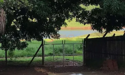 Fazenda à venda na Praça Gaioso Neves, Centro, Araguari