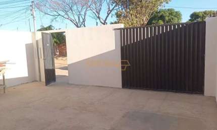 Casa com 2 quartos à venda na Rua Antônio Lemos da Silva, São Sebastião, Araguari