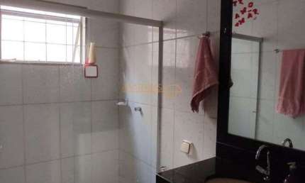 Casa com 2 quartos à venda na Praça Gaioso Neves, Centro, Araguari