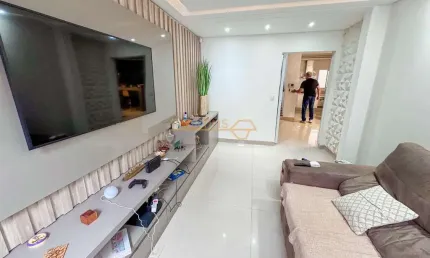 Casa com 3 quartos à venda no Centro, Araguari 