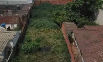 Terreno à venda no Centro, Araguari 