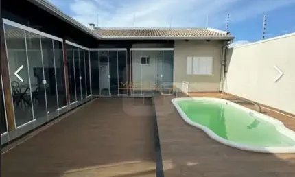 Sobrado à venda no bairro Jardim Interlagos I - Araguari/MG