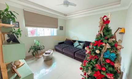 Casa à venda no bairro Jardim Interlagos II - Araguari/MG
