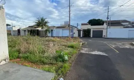 Terreno à venda no bairro Morada de Fátima - Araguari/MG