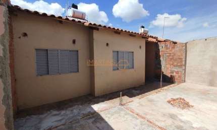 Casa com 2 quartos à venda no Conjunto Ouro Verde, Araguari 