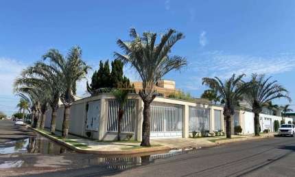 Casa com 4 quartos à venda no Goiás, Araguari 