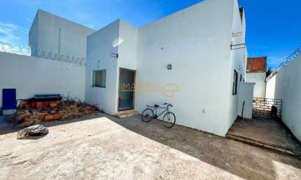 Casa com 2 quartos à venda no Bosque, Araguari 