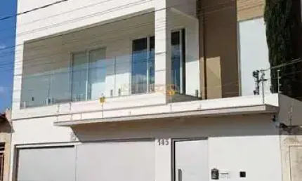 Casa com 3 quartos à venda na Praça Gaioso Neves, Industrial, Araguari