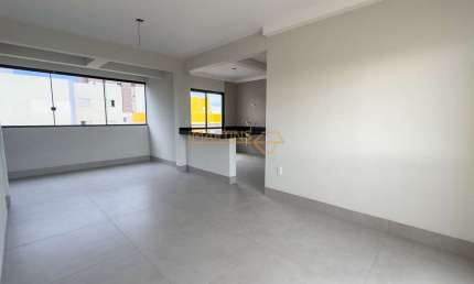 Apartamento à venda no bairro Santa Mônica - Uberlândia/MG