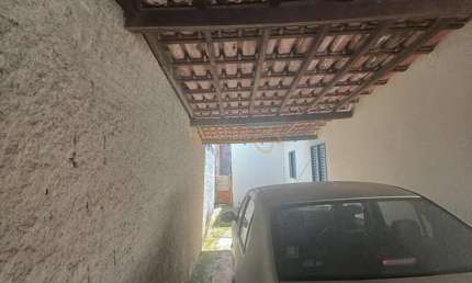 Casa com 3 quartos à venda no Goiás, Araguari 