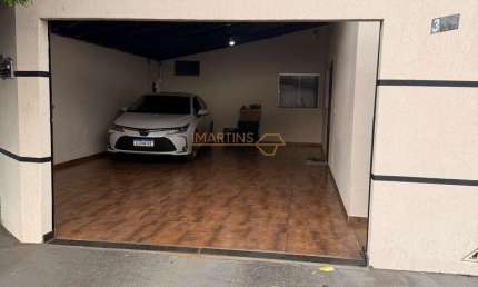 Casa com 3 quartos à venda no Miranda, Araguari 
