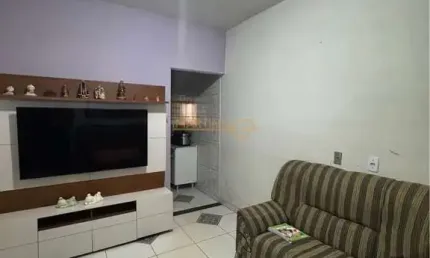 Casa com 3 quartos à venda no Jóquei Clube, Araguari 