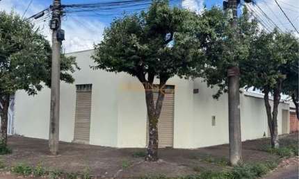 Casa + Cômodo Comercial Bairro Miranda (de esquina)