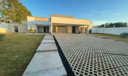 Casa à venda no bairro Jardim Panorama - Araguari/MG