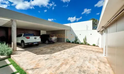 Casa com 3 quartos à venda na Rua Antônio Lemos da Silva, Miranda, Araguari