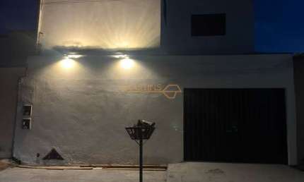 Casa com 4 quartos à venda na Rua Antônio Lemos da Silva, Conjunto Ouro Verde, Araguari