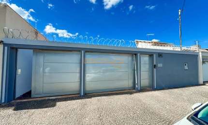 Casa com 3 quartos à venda no Aeroporto, Araguari 