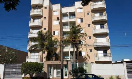 Apartamento à venda no bairro Industrial - Araguari/MG