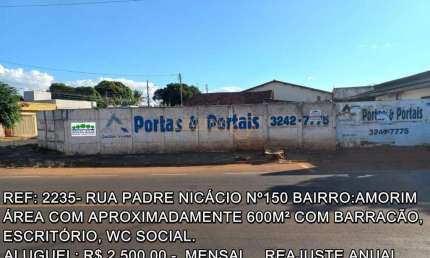 Pavilhão/Galpão para alugar no bairro Amorim - Araguari/MG
