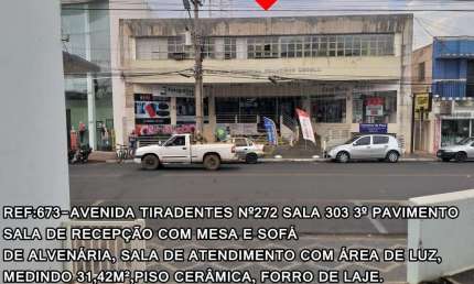 Ponto Comercial à venda no bairro Centro - Araguari/MG