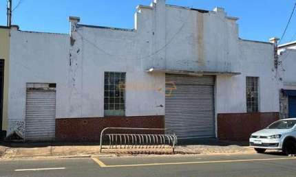 Pavilhão/Galpão para alugar no bairro Centro - Araguari/MG