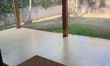 Casa com 3 quartos à venda na Rua Antônio Lemos da Silva, Bosque, Araguari