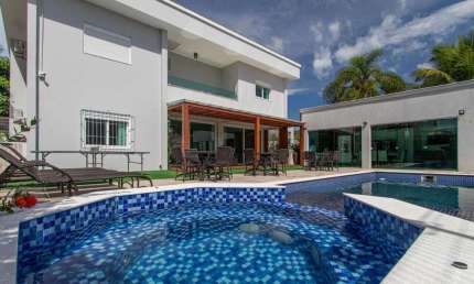Casa à venda no bairro Jurerê Internacional - Florianópolis/SC