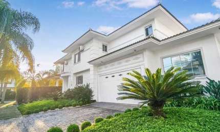 Casa à venda no bairro Jurerê Internacional - Florianópolis/SC