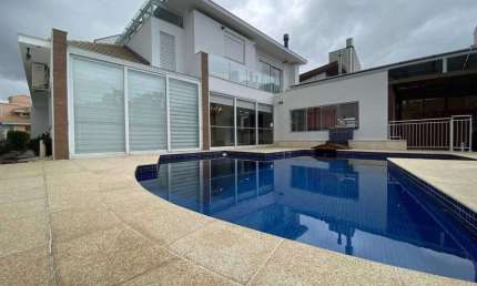 Casa com 3 quartos à venda no Córrego Grande, Florianópolis 