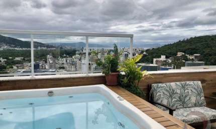 Apartamento à venda no bairro Itacorubi - Florianópolis/SC