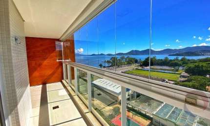 Apartamento à venda no bairro Centro - Florianópolis/SC