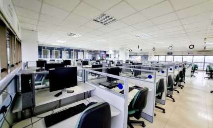 Sala Comercial no Empresarial Terra Firme, centro comercial em São José