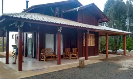 Chácara / sítio com 3 quartos à venda na Avenquinha, Campo Alegre , 70 m2 por R$ 1.380.000
