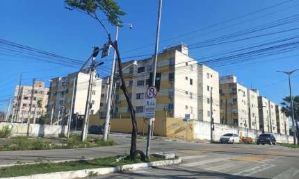 Apartanento  na cidade dos funcionários. Prédio com lazer