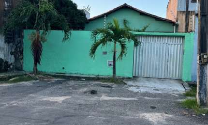 Casa com 6 quartos para alugar na Rua Professora Heloísa Ferreira Lima, Serrinha, Fortaleza