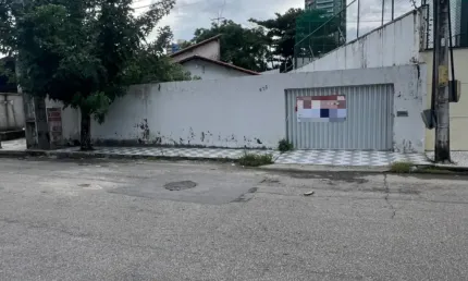 Casa com 7 quartos à venda no José Bonifácio, Fortaleza 